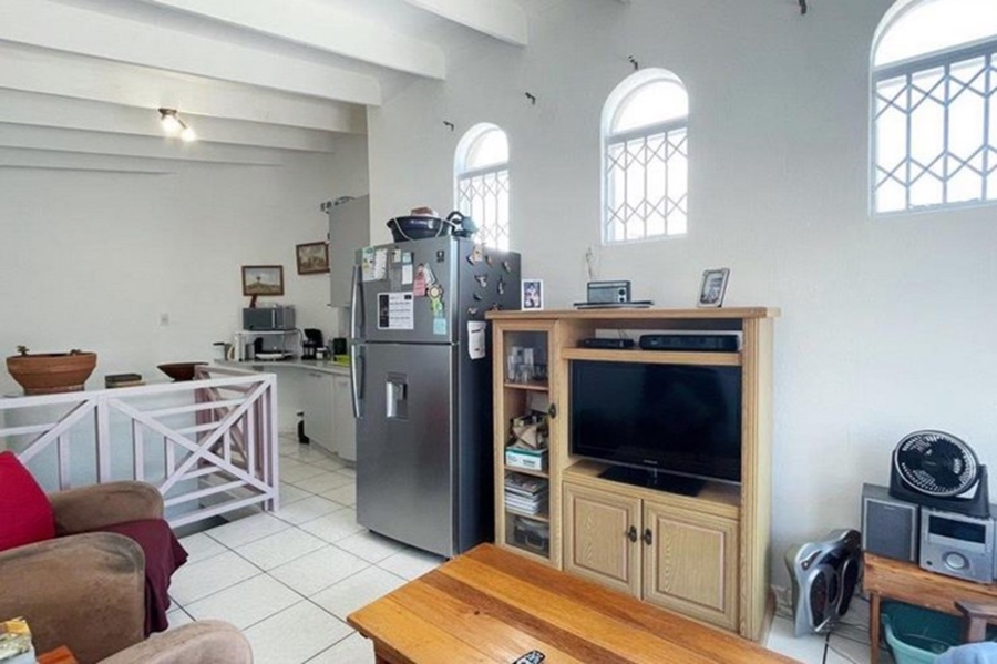 4 Bedroom Property for Sale in Wavecrest Eastern Cape